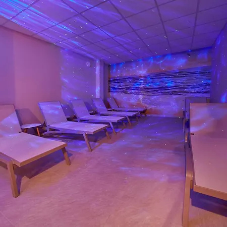 Olive Family - & Adria Otel 4*
