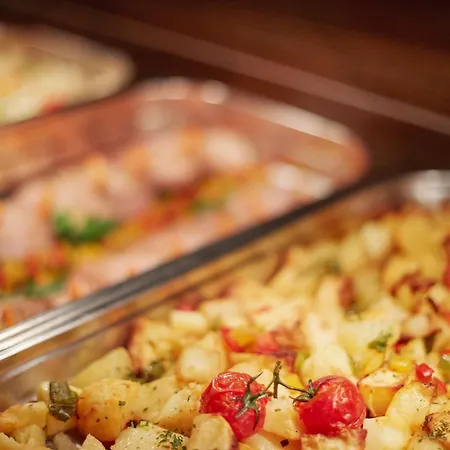 فندق Olive Family - & Adria 4*