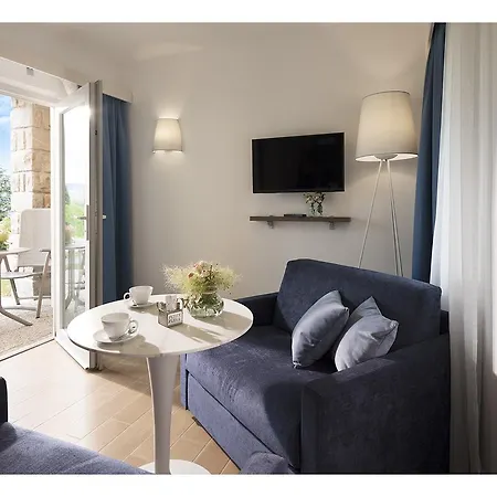 Olive Family - & Adria Hotel 4*