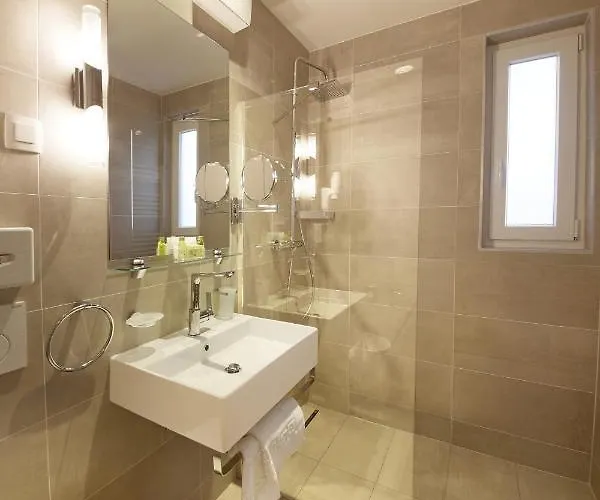 Olive Family - & Adria 4* Ancarano