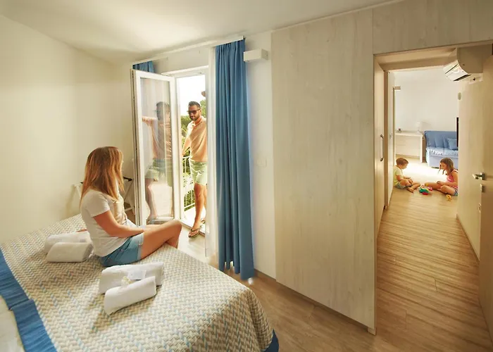 Hotel Olive Family - & Adria 4*